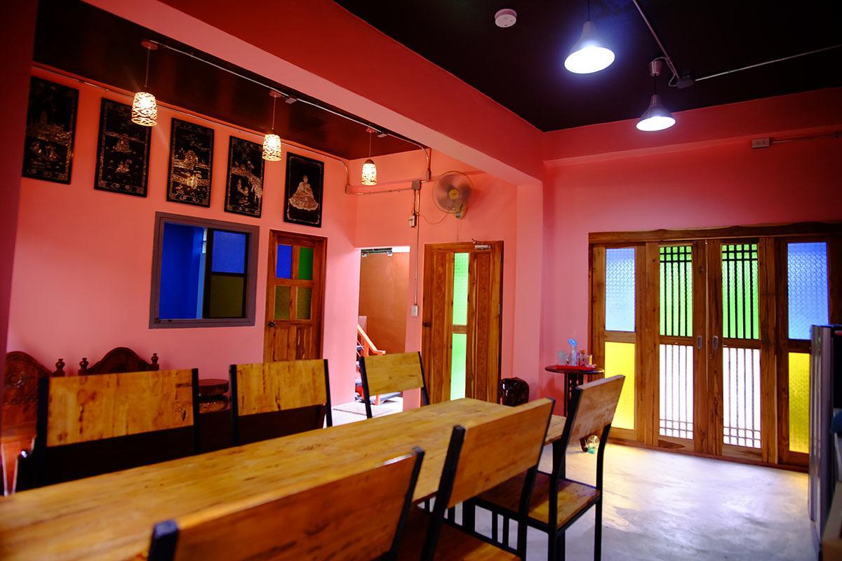 Nap Corner hostel Phitsanulok Buitenkant foto